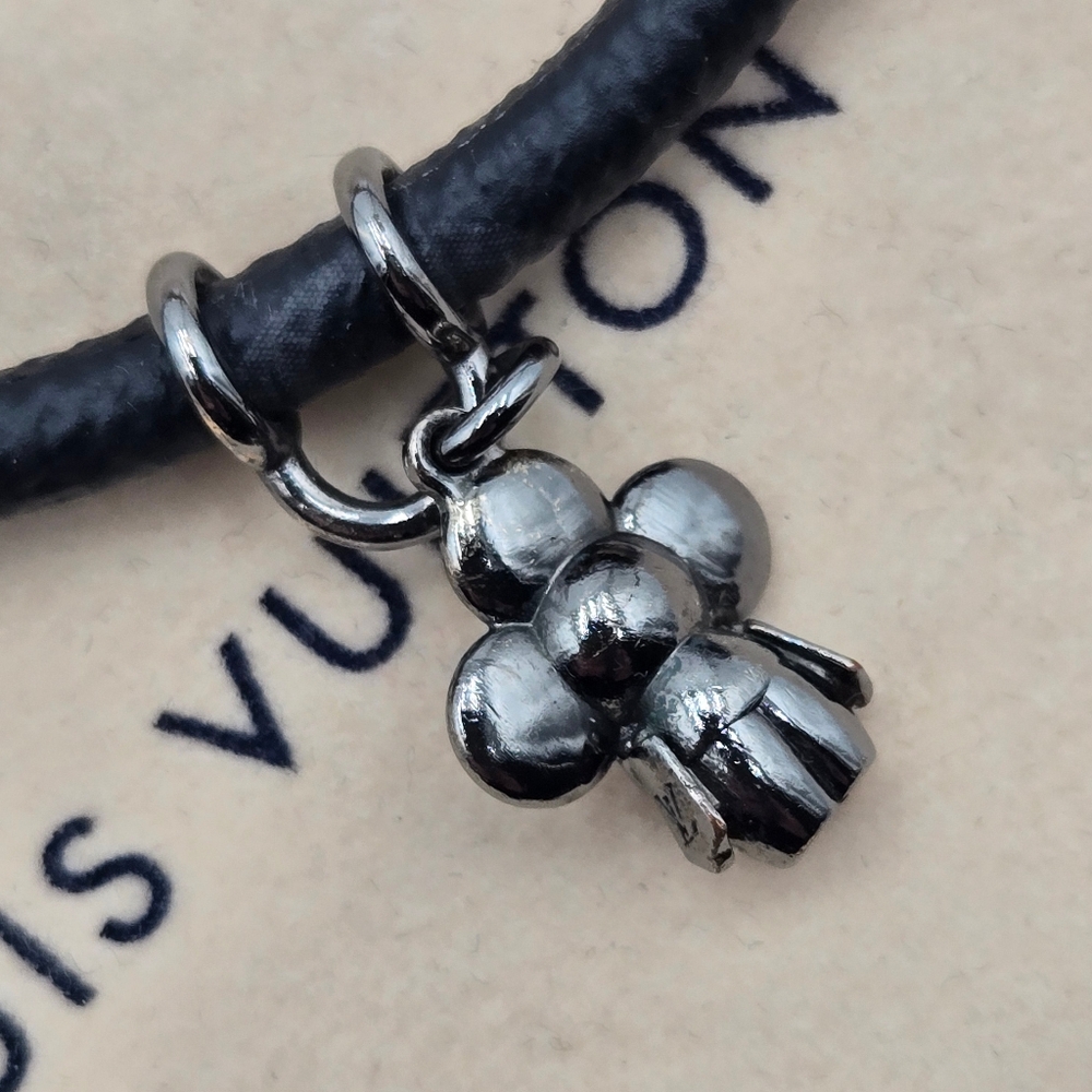 Louis Vuitton Monogram Eclipse Hang It Bracelet M… - image 8